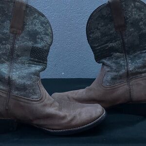 Ariat Brown and Green Cowboy Boots
